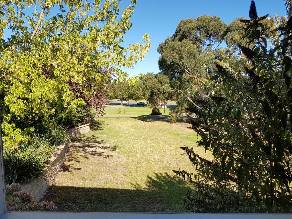 Motel Traralgon Exterior photo