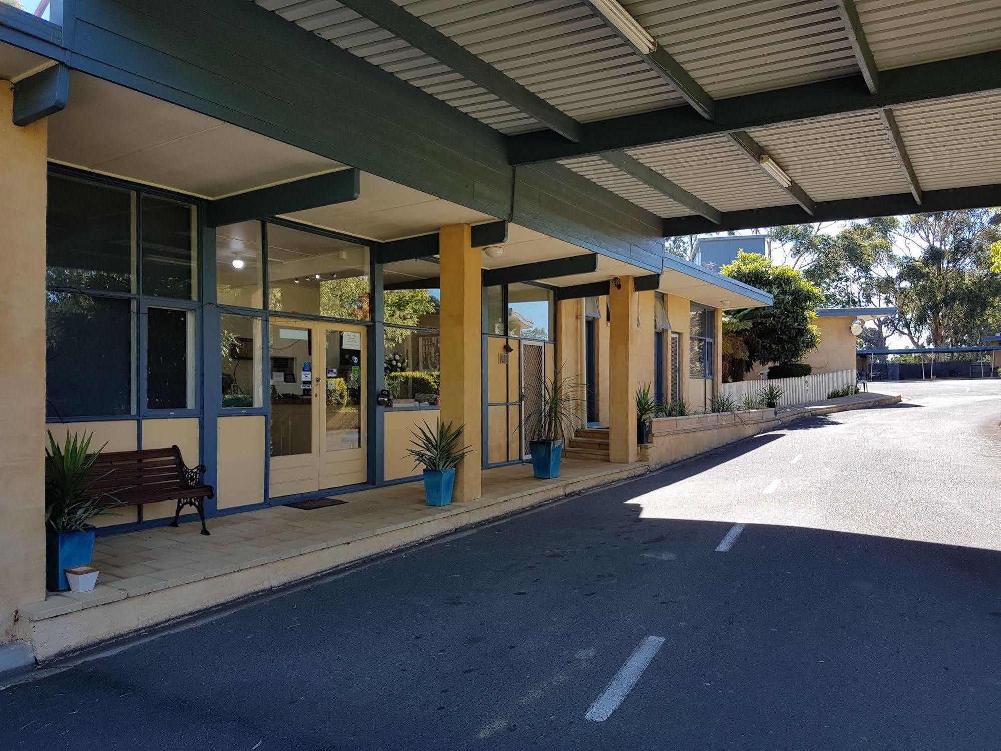 Motel Traralgon Exterior photo