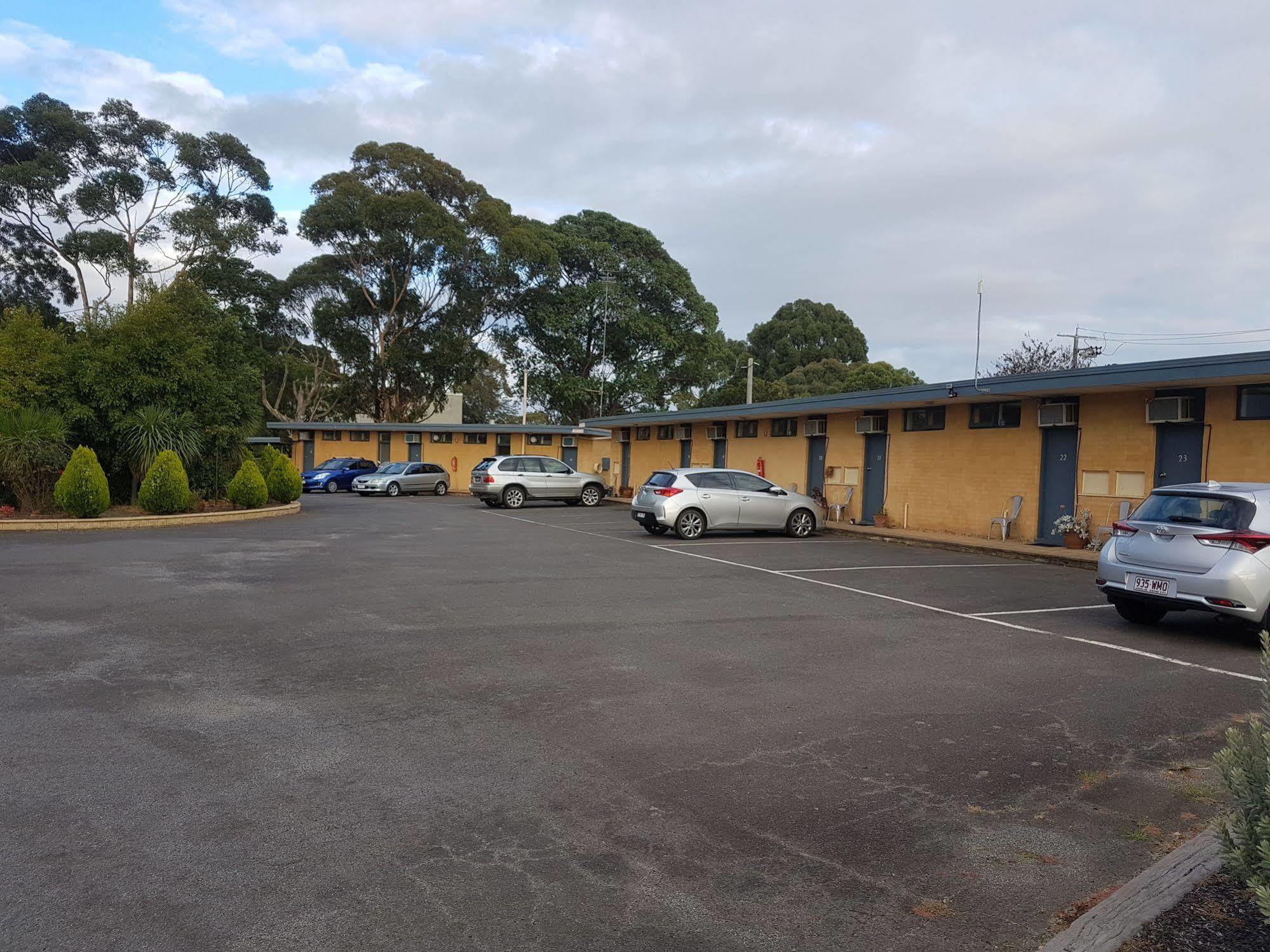 Motel Traralgon Exterior photo