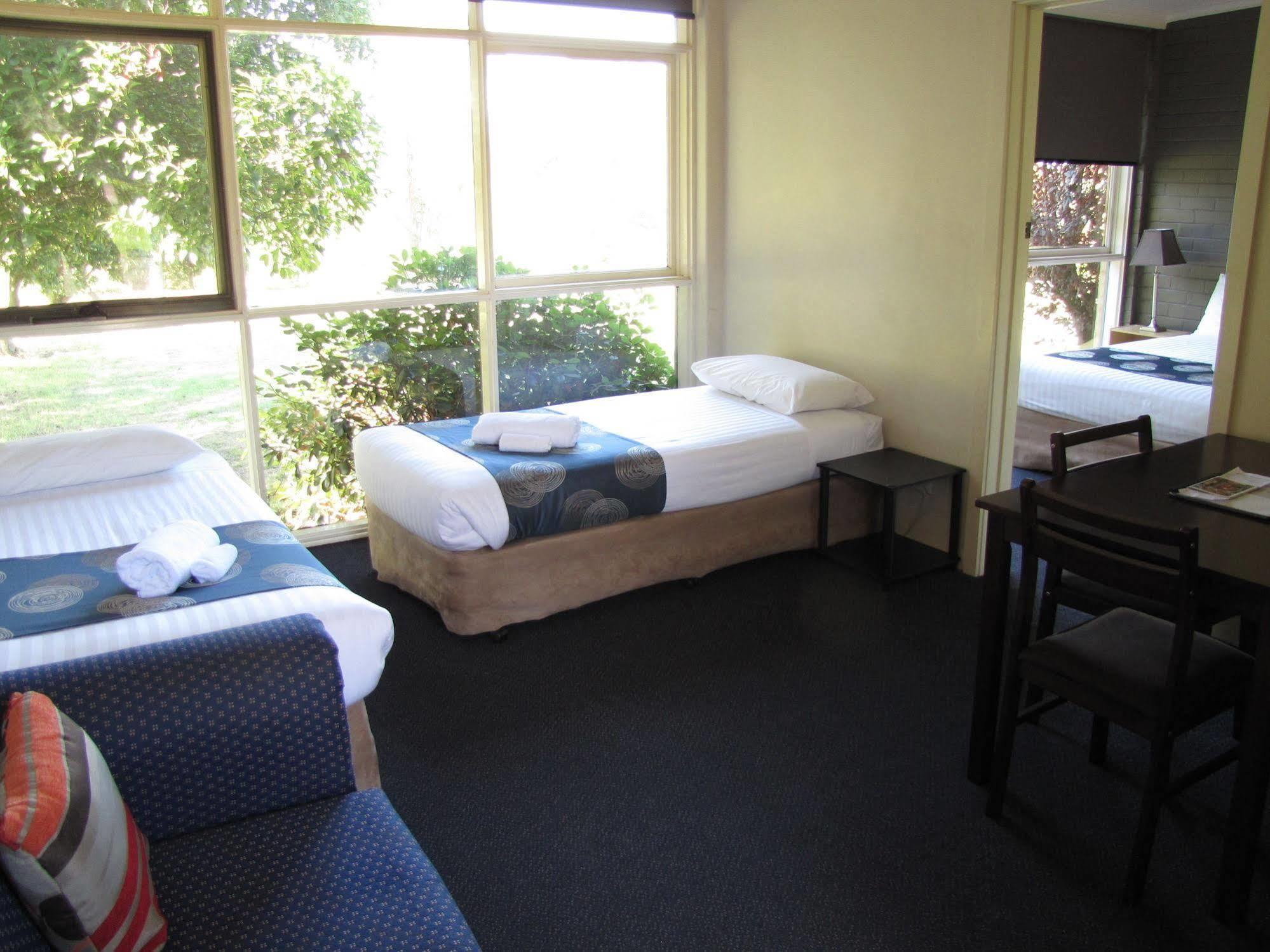 Motel Traralgon Exterior photo
